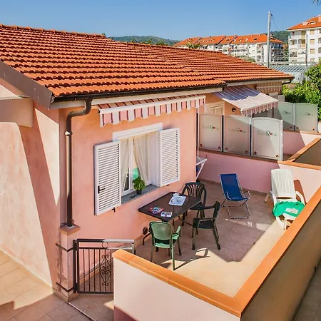 Üdülőpark Camping Rosa *